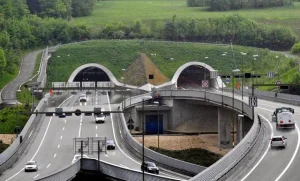 Autobahnbrücke Manegg